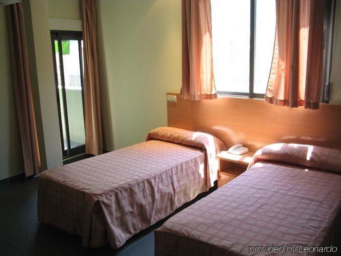 Hostal Apolo Madrid Szoba fotó