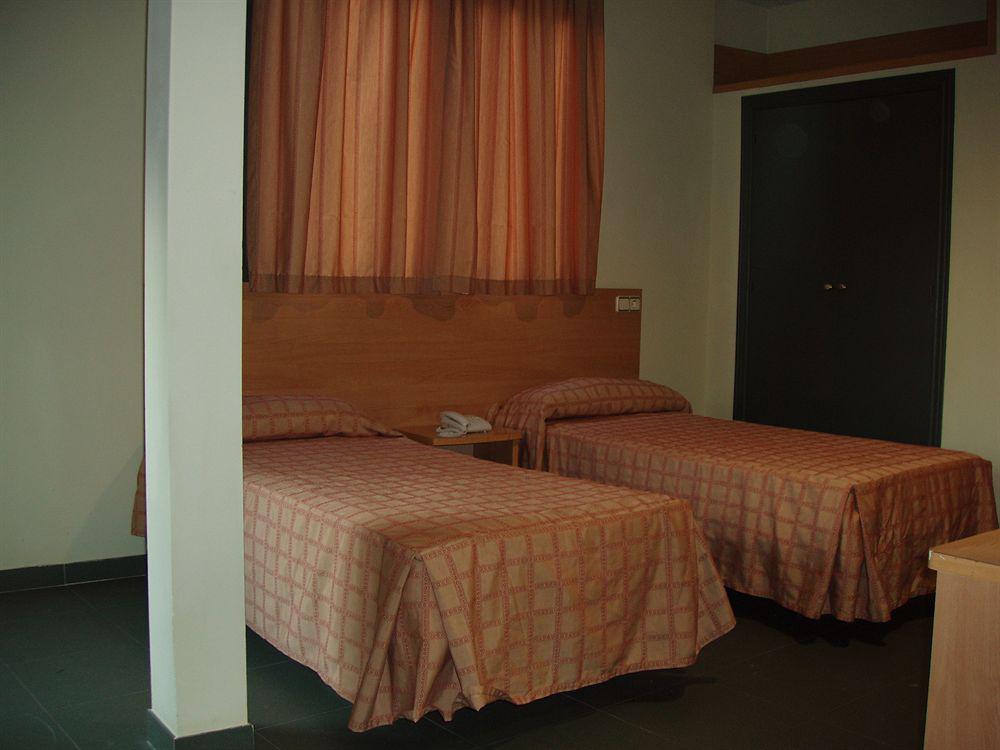 Hostal Apolo Madrid Kültér fotó