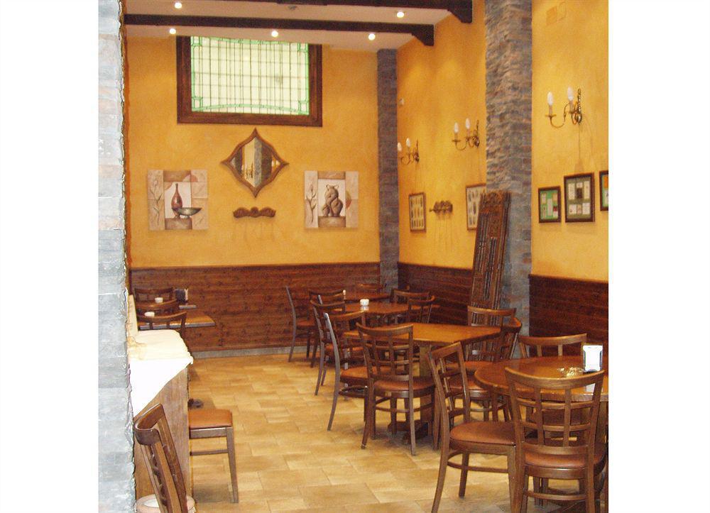 Hostal Apolo Madrid Kültér fotó
